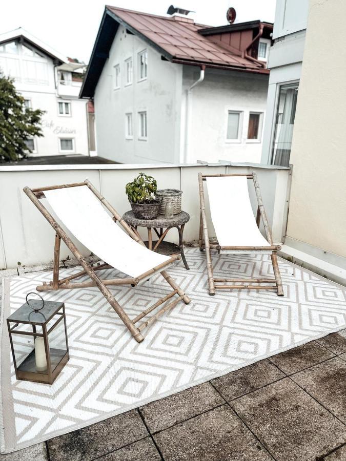 Zentrale Wohnung + Dachterrasse ซอนโทเฟิน ภายนอก รูปภาพ