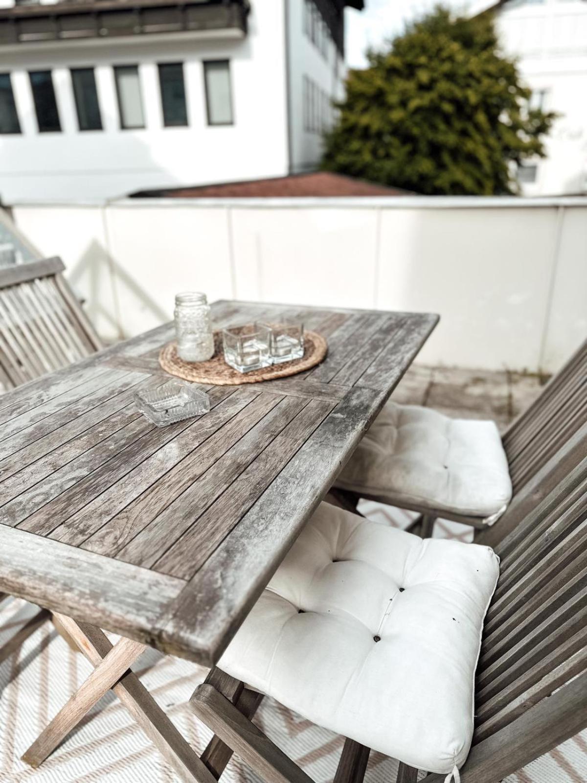 Zentrale Wohnung + Dachterrasse ซอนโทเฟิน ภายนอก รูปภาพ